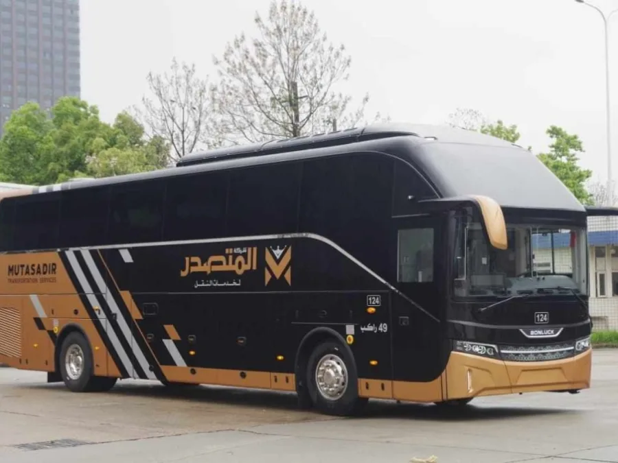 باص VIP من الخارج